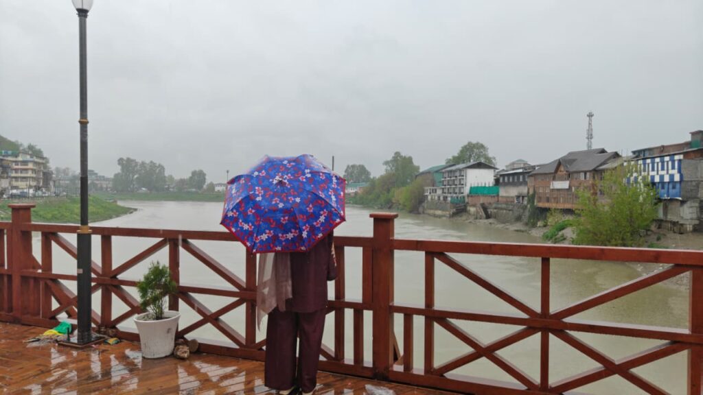 Rain in Kashmir