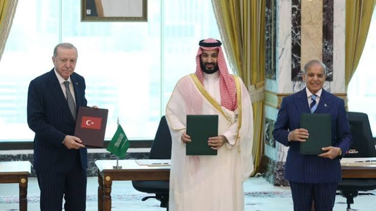 Turkiye, Pakistan agree Saudi Arabia military deployment under Mecca pact Saudi-Turkey-Pakistan